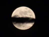 Supermoon Full 1 May 5 2012 (copyright unhypnotize.com).jpg