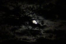 Supermoon Full 9 May 5 2012 (copyright unhypnotize.com).jpg